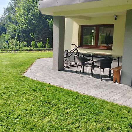 Apartament Z Ogrodem I Пжемысл Экстерьер фото